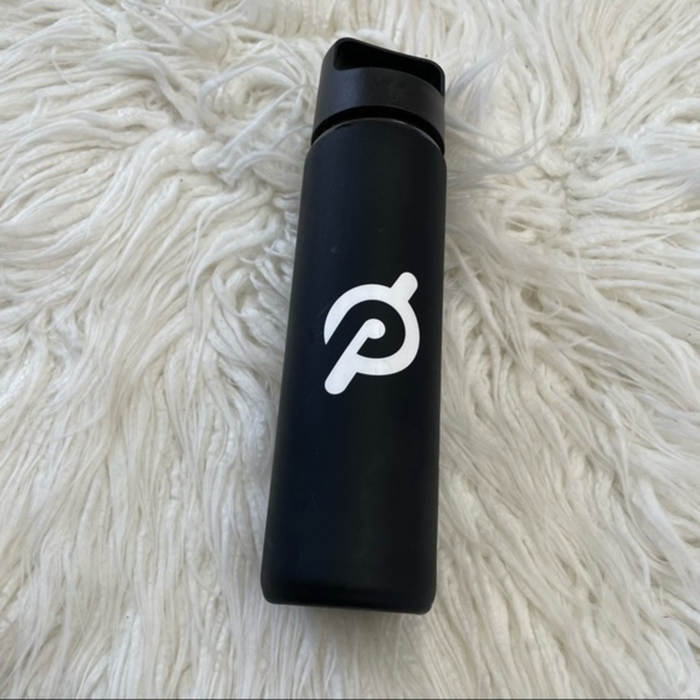 Peloton glass reusable rubber‎ covered water bottle NWOT